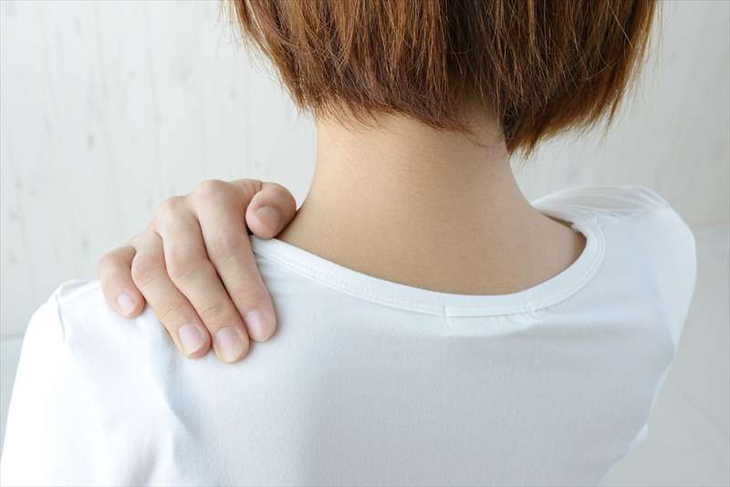 肩甲骨を受け止めてくれる肩の使い方が肩こり解消法